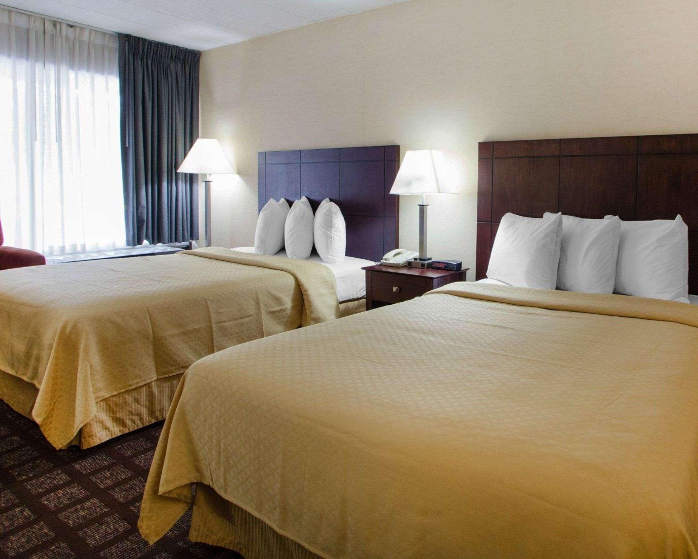 Days Inn By Wyndham Pottstown Eksteriør bilde