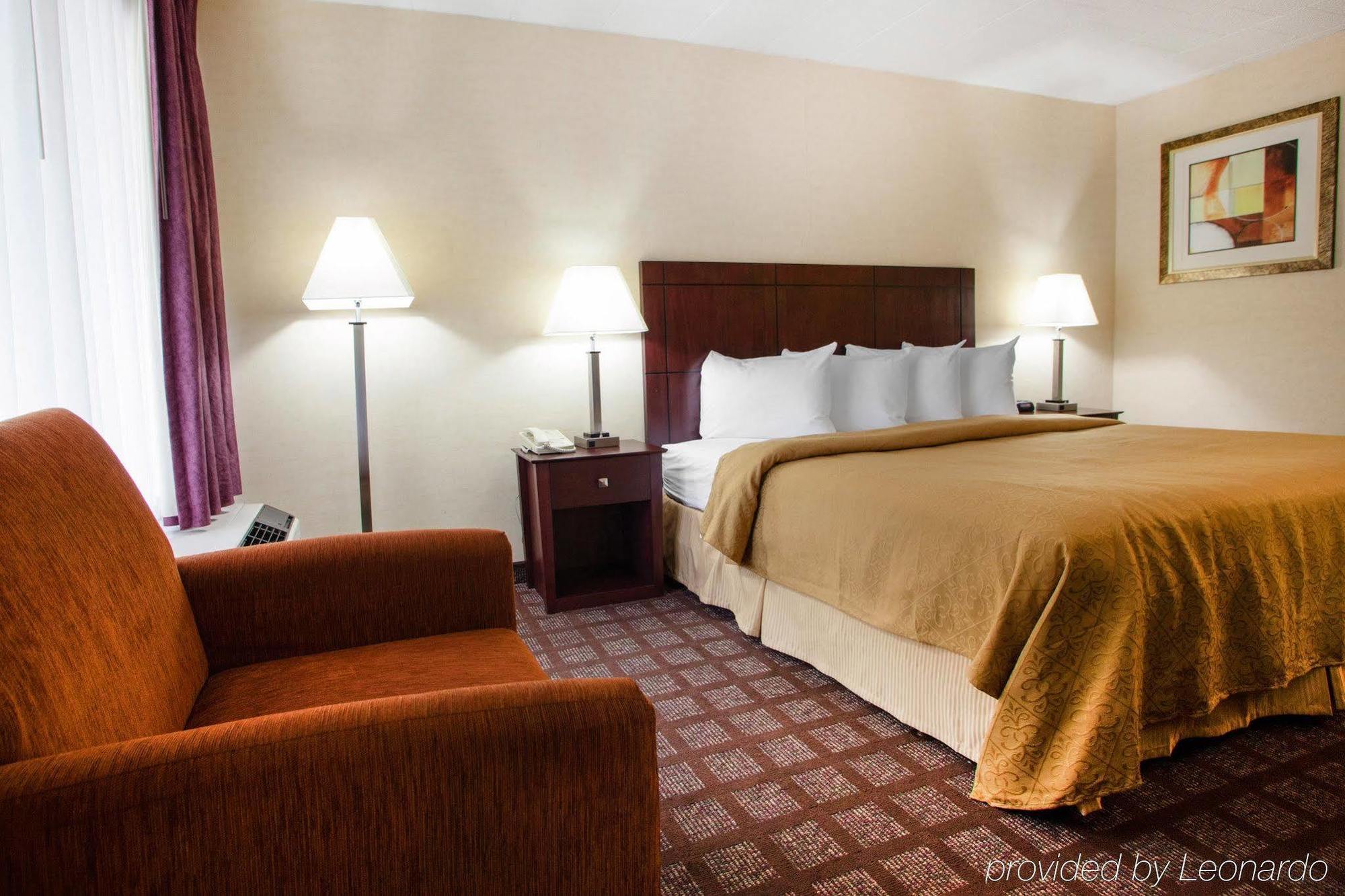 Days Inn By Wyndham Pottstown Eksteriør bilde