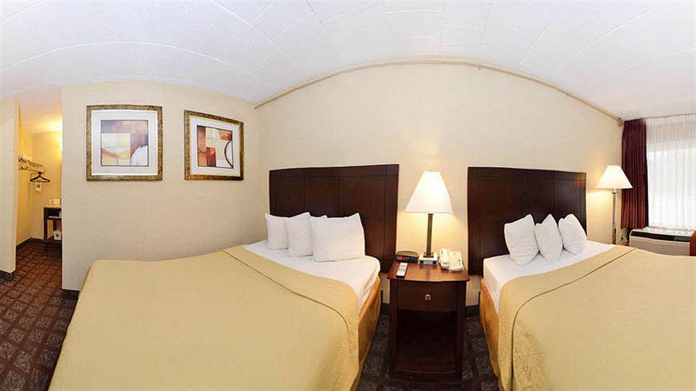 Days Inn By Wyndham Pottstown Eksteriør bilde